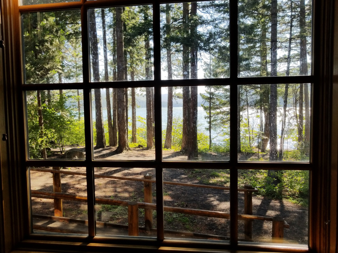 萨特尔湖小屋酒店主图