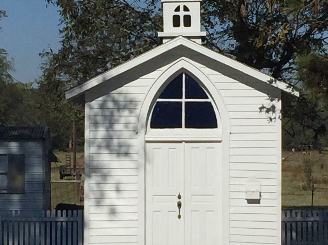 Chapel of the Madonna - "Smallest Church in the World"景点图片