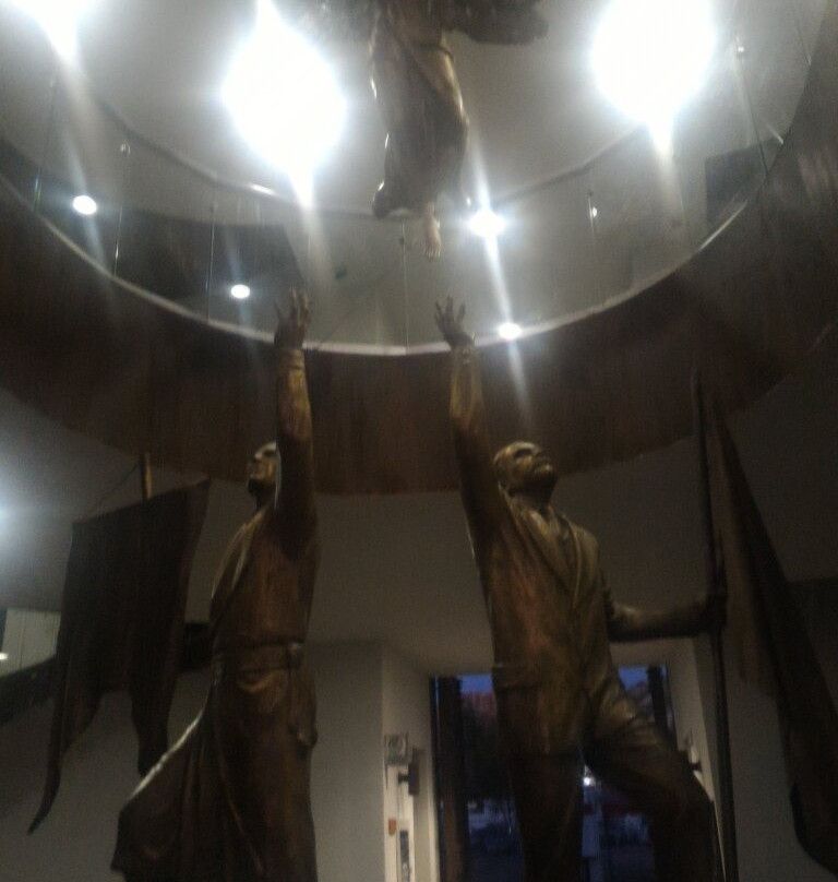 Plaza Bicentenario-埃莫西约必去景点