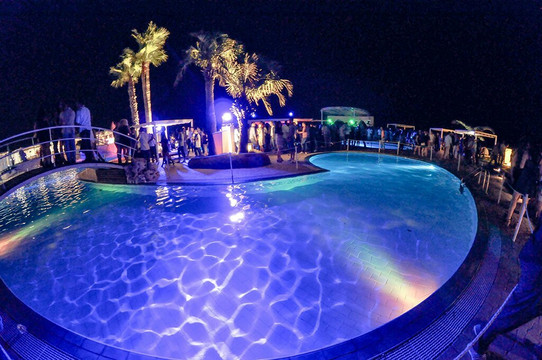 Blubay-Castro必去景点