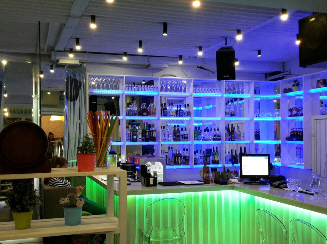 Streetcafe Kompros