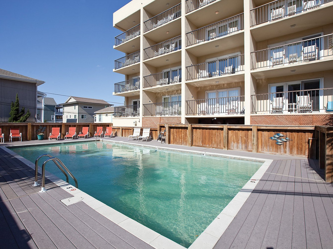 Summer Sands Suites