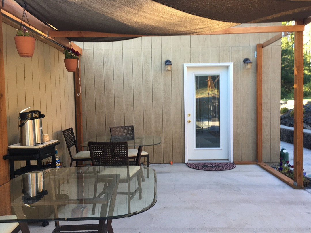 Crater Lake Inn & Retreat主图