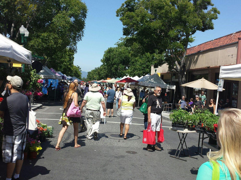 Downtown Campbell Farmers' Market-坎贝尔必去景点
