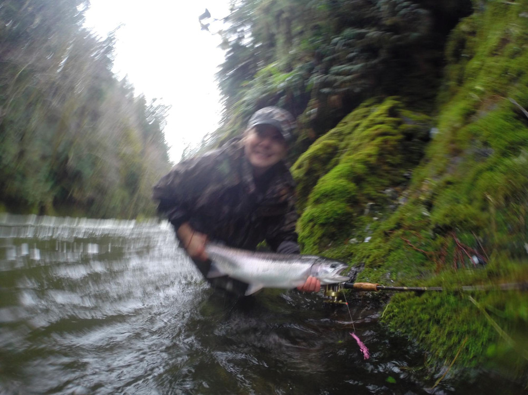 ​Steelhead Fishing Vancouver Island-桑列根湖必去景点