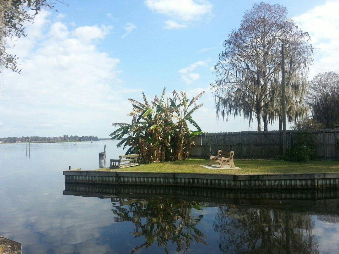 Lake Rousseau RV & Fishing Resort