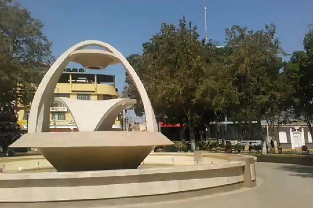 Plaza de Armas-Sullana必去景点