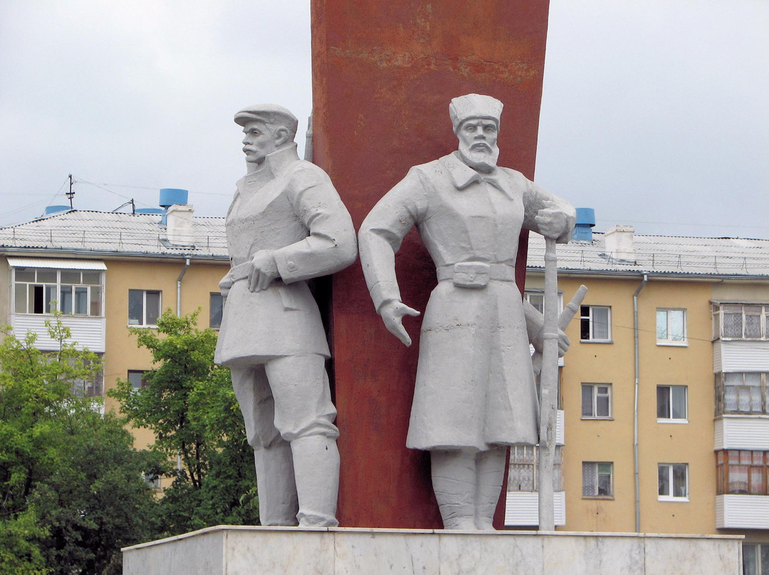 Monument to the Fighters of the October Revolution-Neftekamsk必去景点