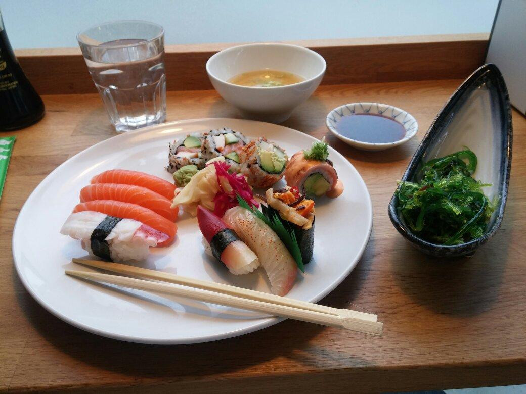 Upplands-Väsby餐馆和美食-Midoh Kitchen