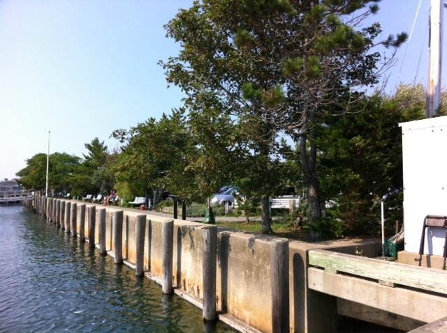 Provincetown Waterfront Memorial Park-普罗温斯敦必去景点