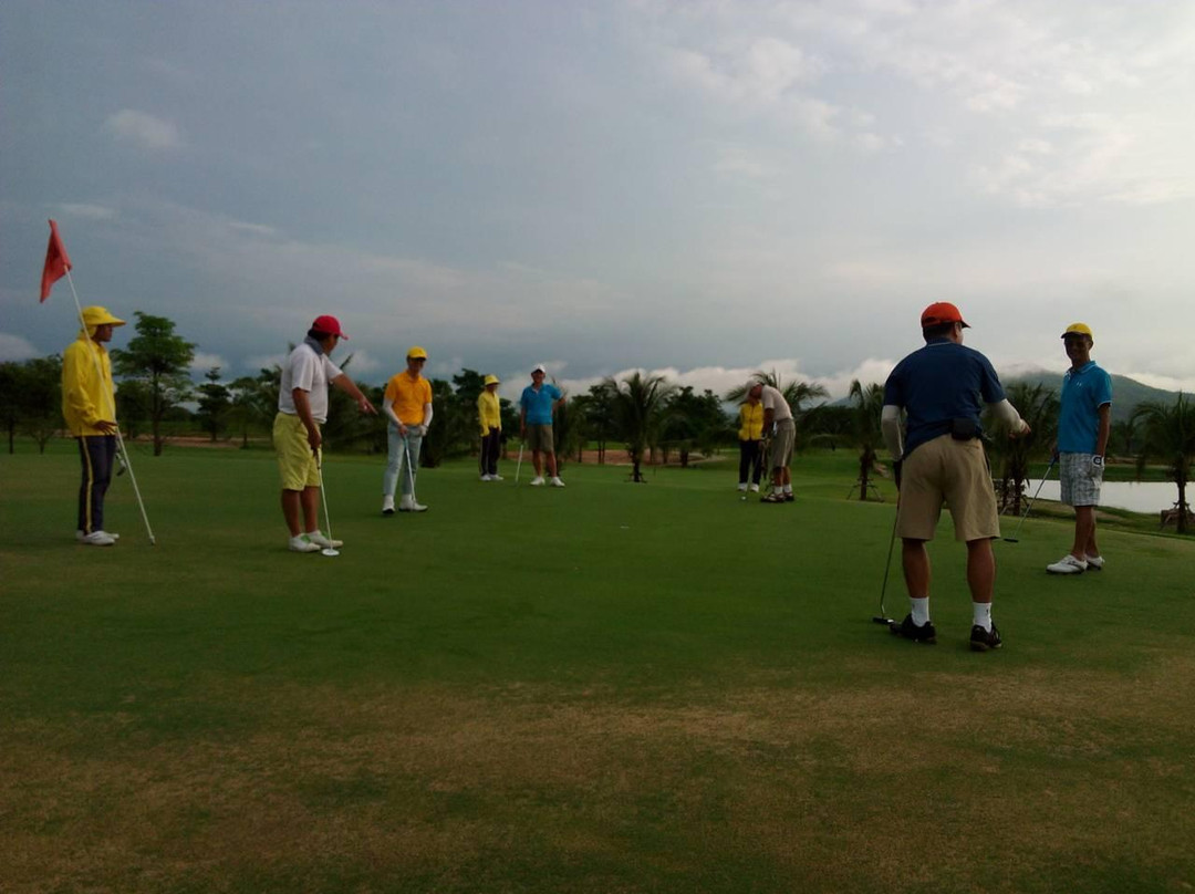 Narai Hill Golf Resort & Country Club主图