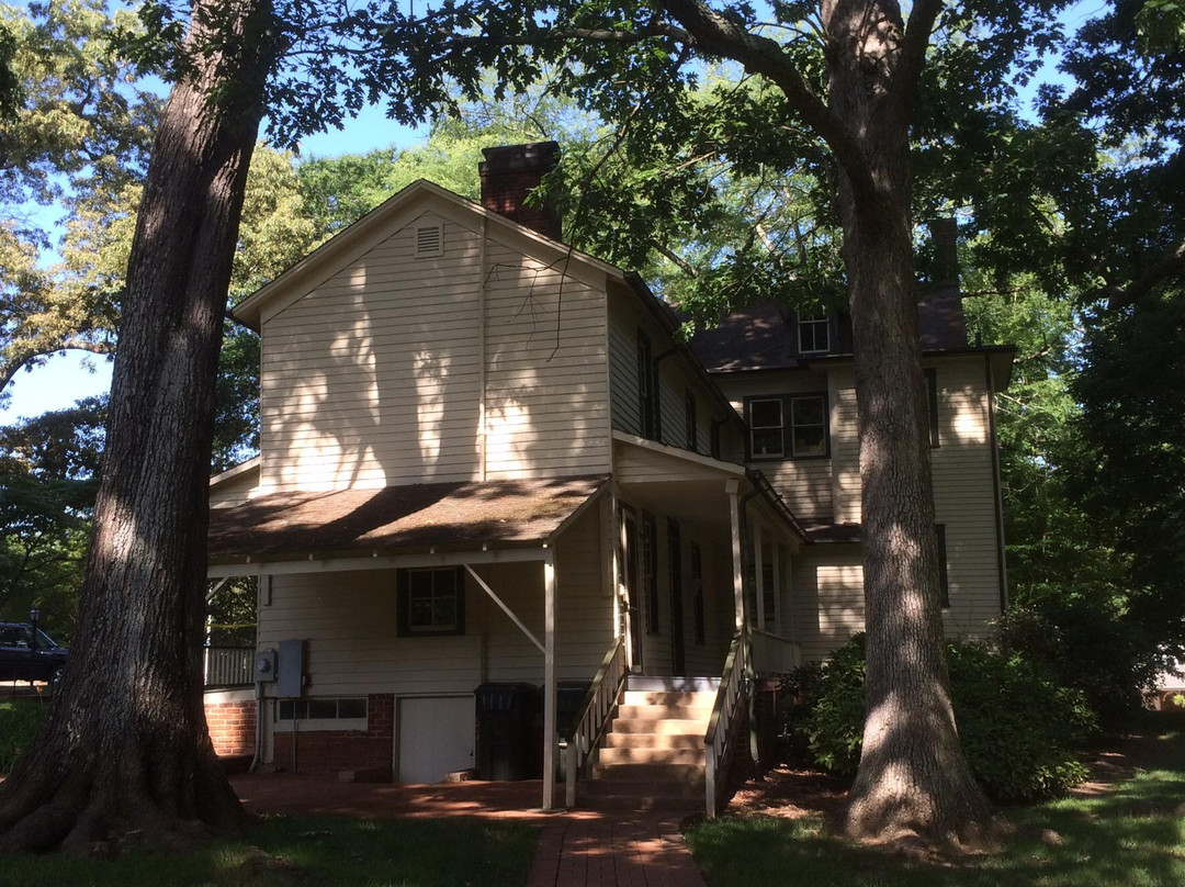 Maple Grove-希科里必去景点