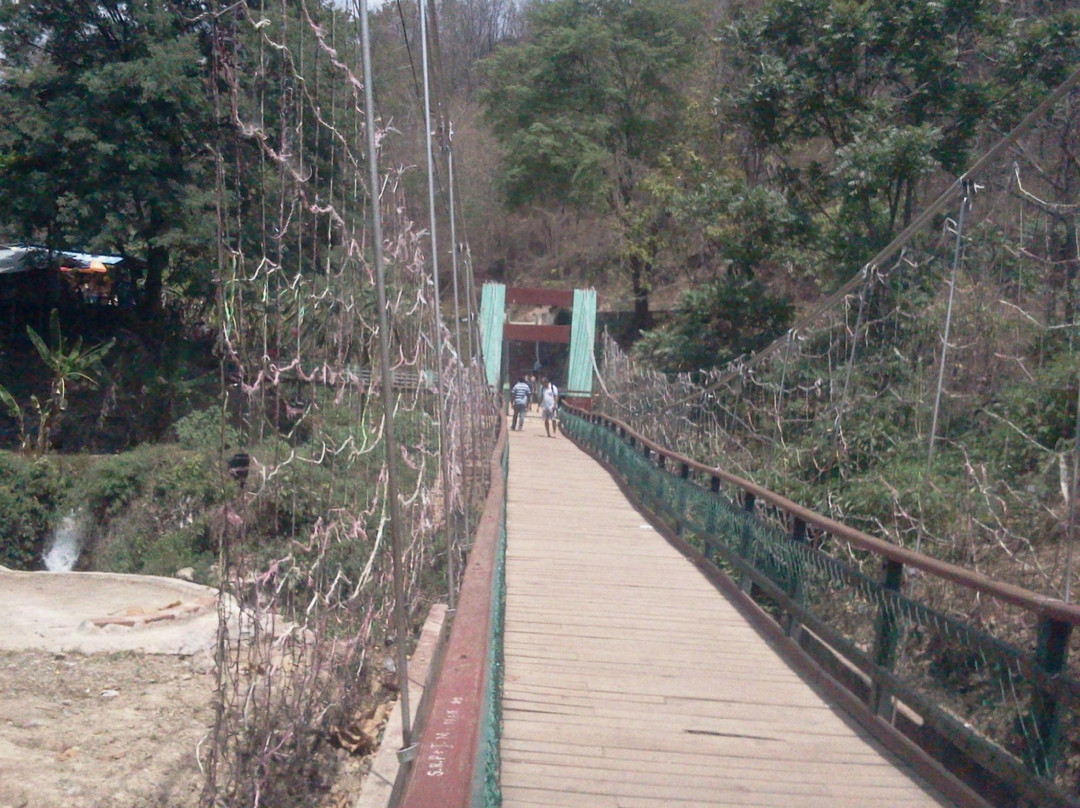 Peik Chin Myaung Cave-彬乌伦必去景点
