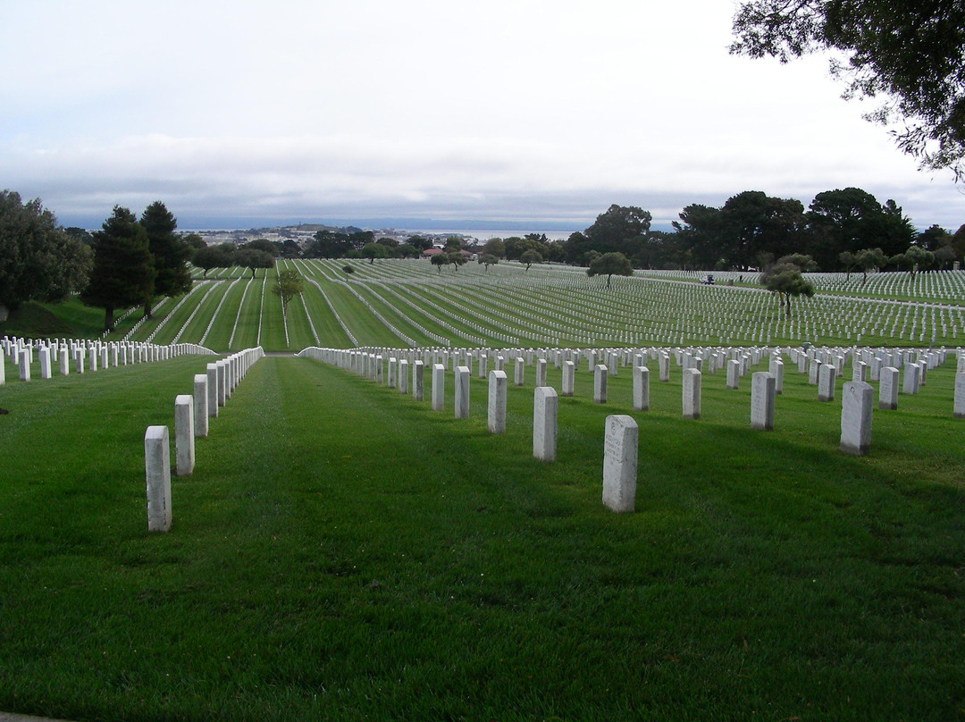 Golden Gate National Cemetery-圣布鲁诺必去景点