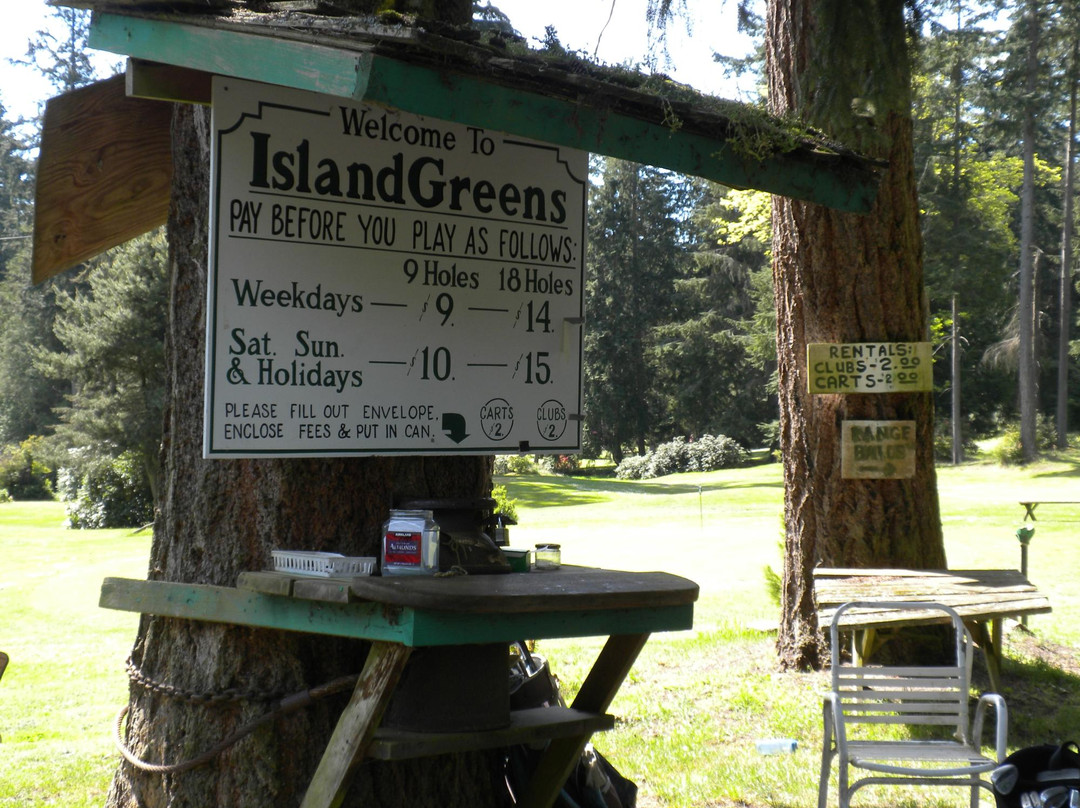 Island Greens Golf景点图片