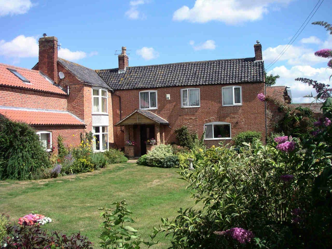 Elms Farm-官方