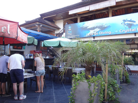 Crystal Divers-沙努尔必去景点