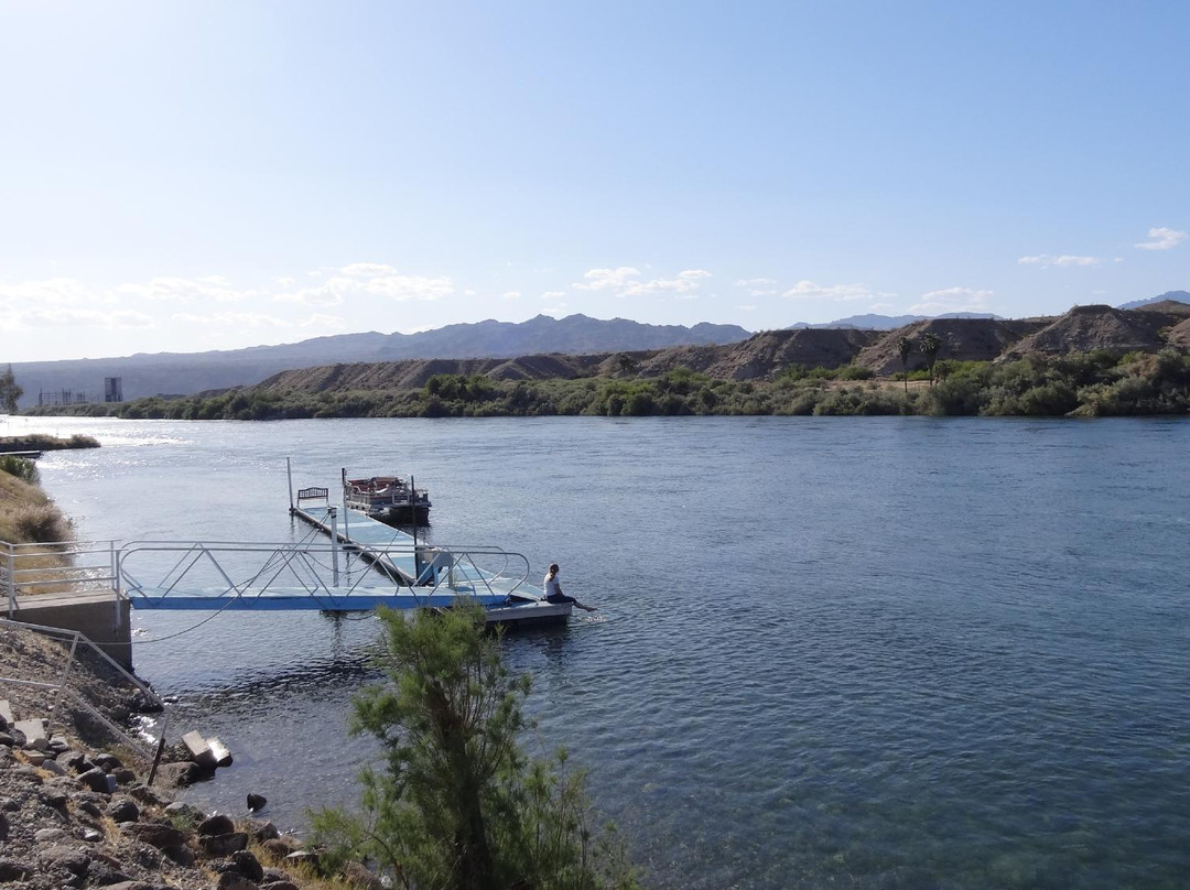 Shangri La River Suites