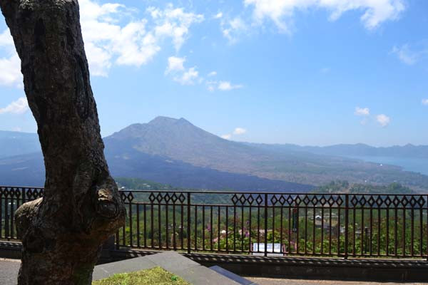 巴特尔火山-金塔马尼必去景点