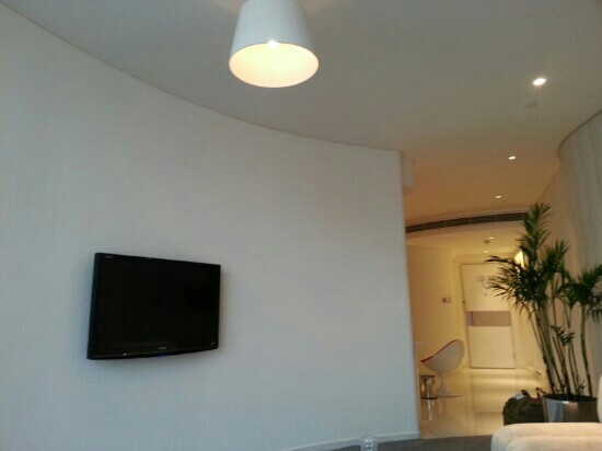 洛阳克丽司汀酒店主图