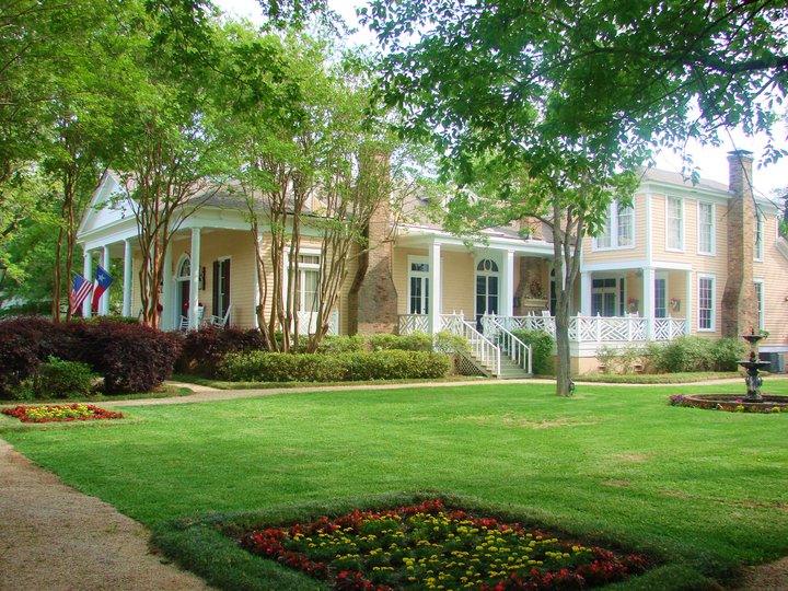 The Culberson House-官方