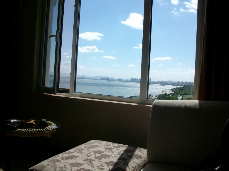 烟台丽景海湾酒店(第二海水浴场渔人码头店)-客卧