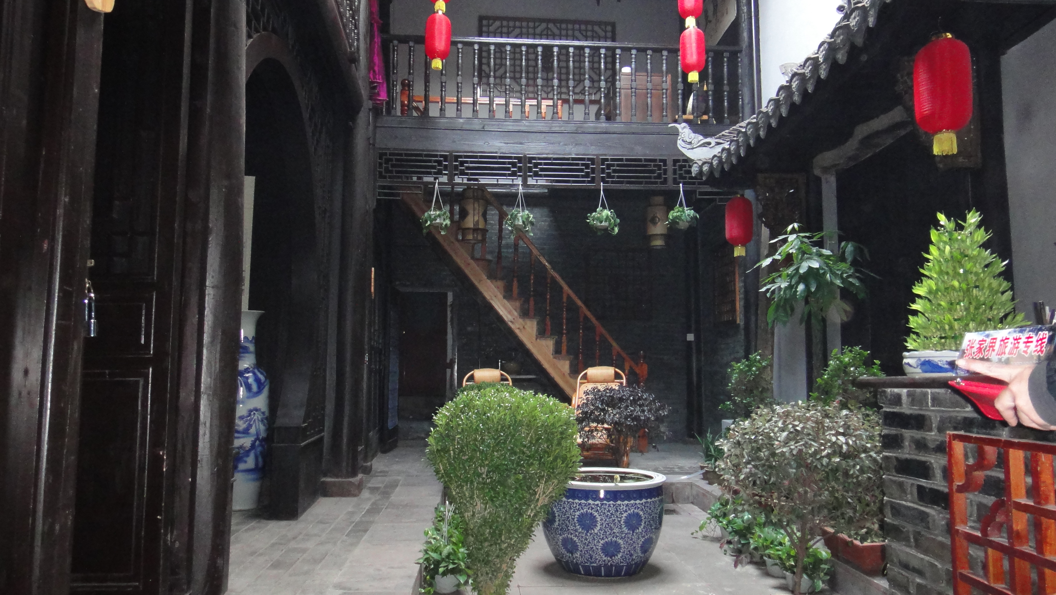 康翠茵·青稞古宅客栈-客卧