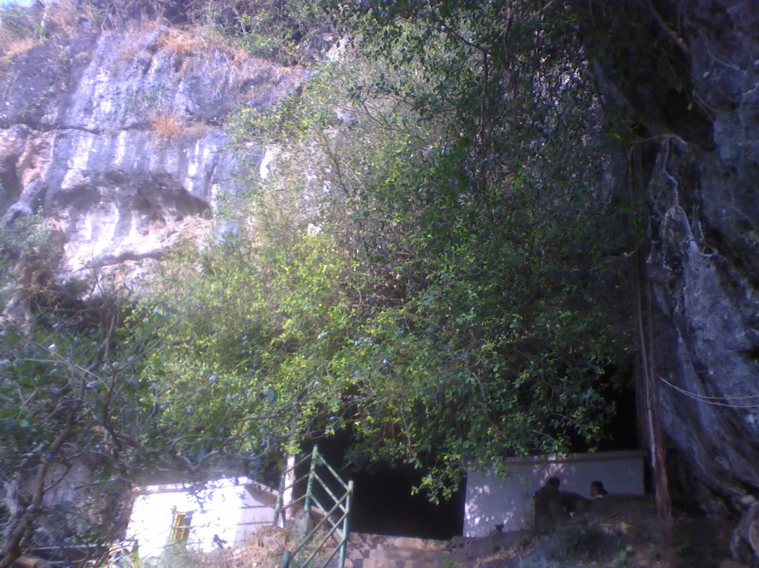 Kavala Caves景点图片