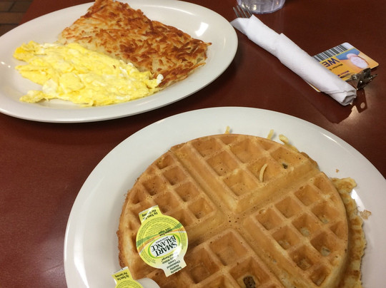 Springfield餐馆和美食-Apple Barrel Restaurant