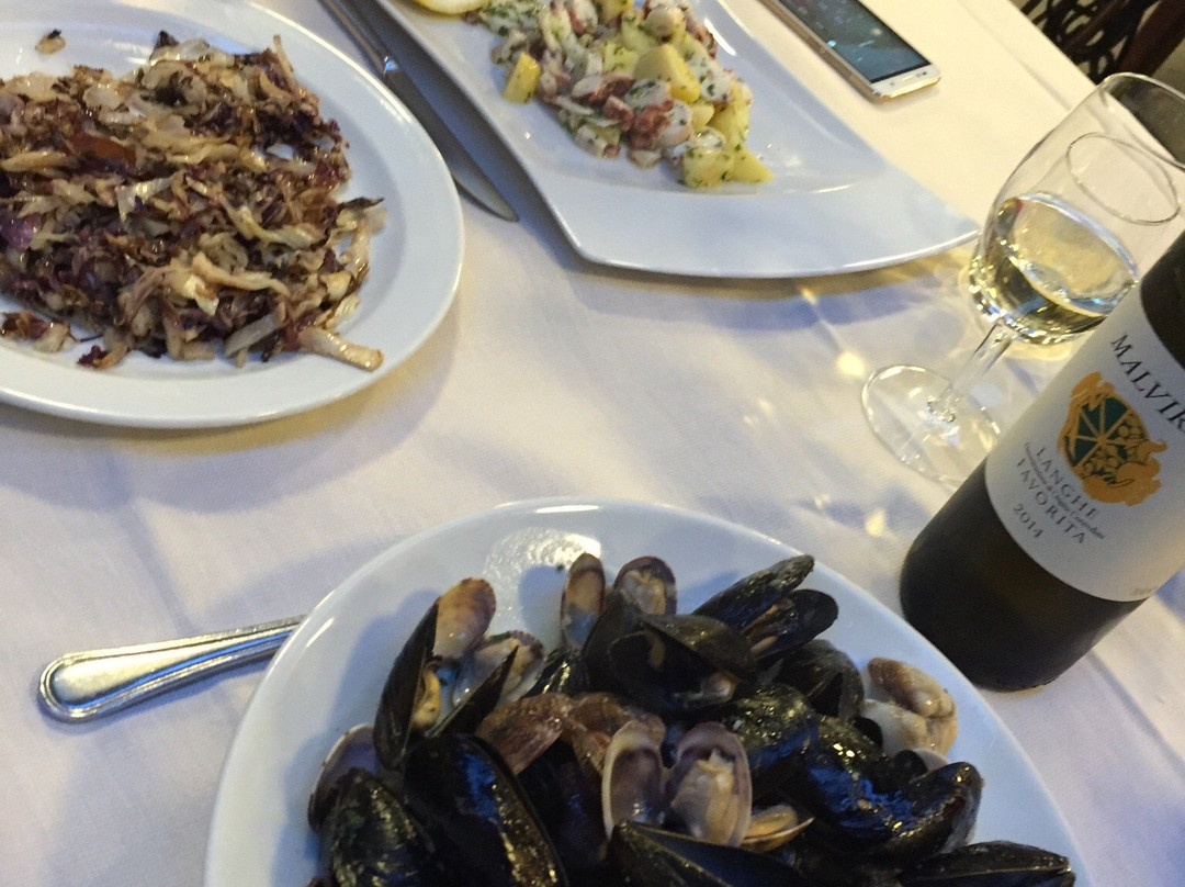 Anzasco餐馆和美食-Trattoria Lauro