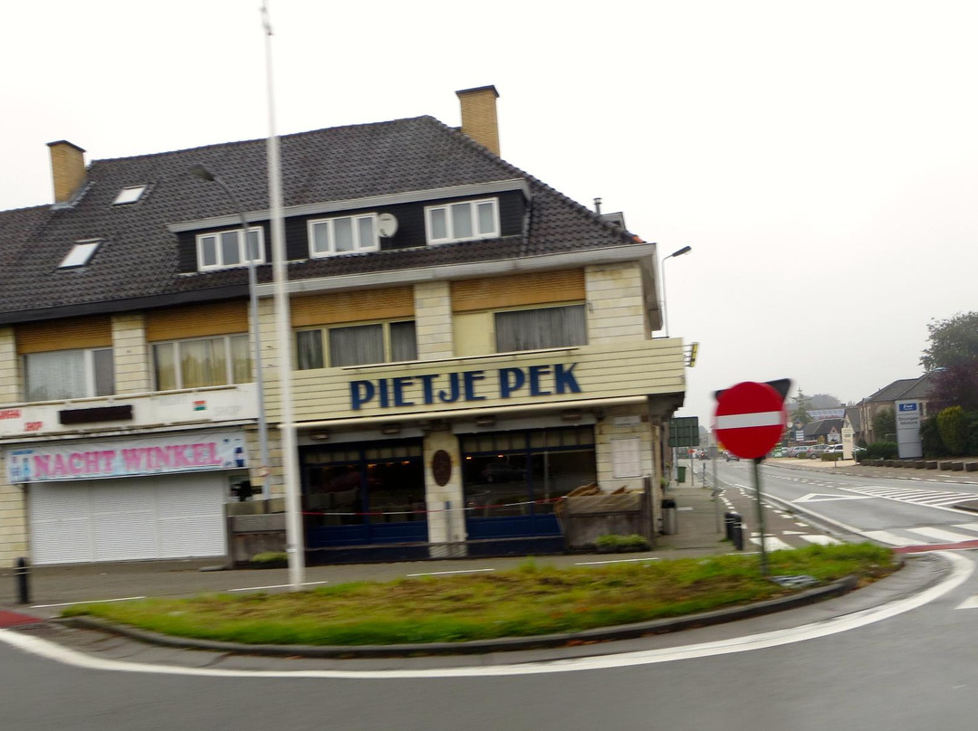 Drongen餐馆和美食-Pietje Pek