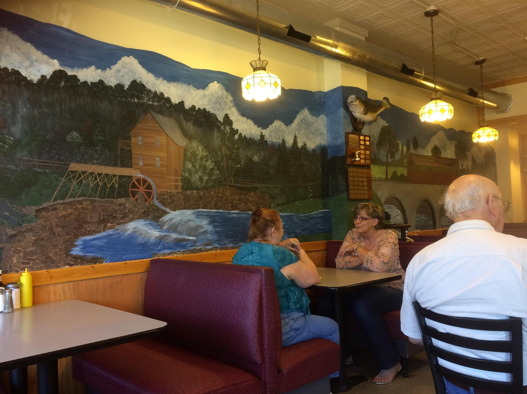 Dav & Peg's Copper Kettle