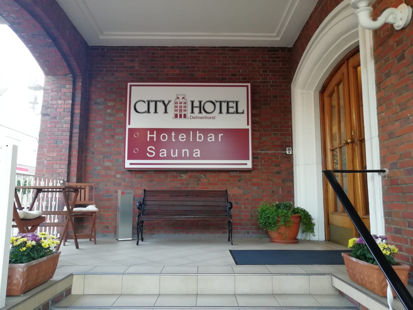 City Hotel-官方