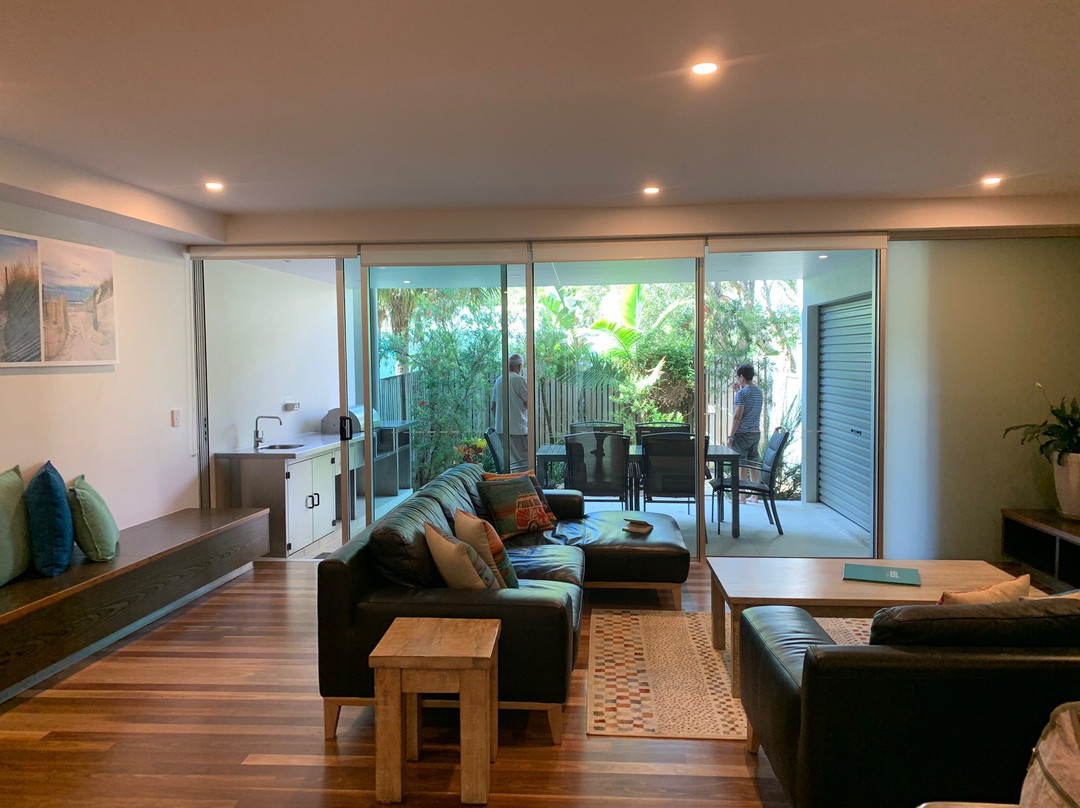 东拜伦度假村主图