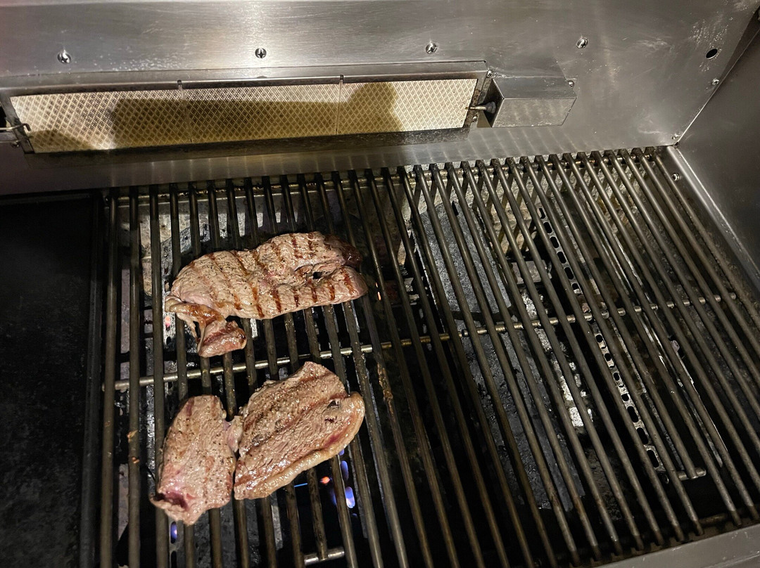 On the Deck at Shark Bay主图