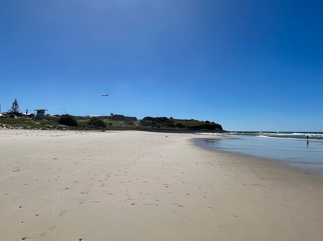 Sharpes Beach-Skennars Head必去景点