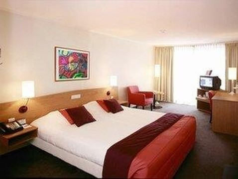 上海华夏假日酒店主图