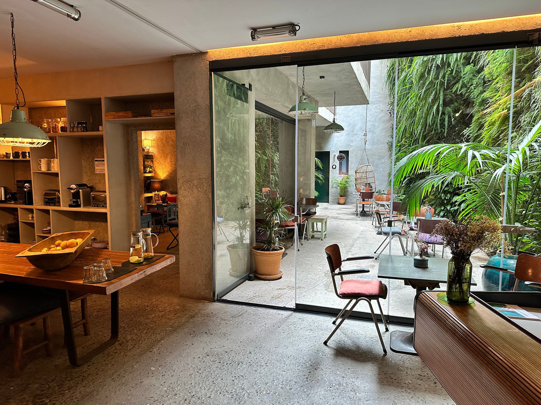 Kook Hotel Tarifa主图