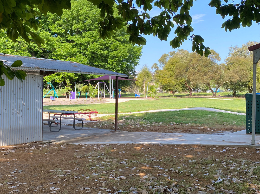 Cudgewa School Park Playground景点图片