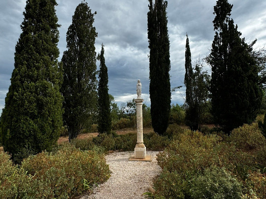 Chapelle Notre-dame-du-glaive-Cabasse必去景点