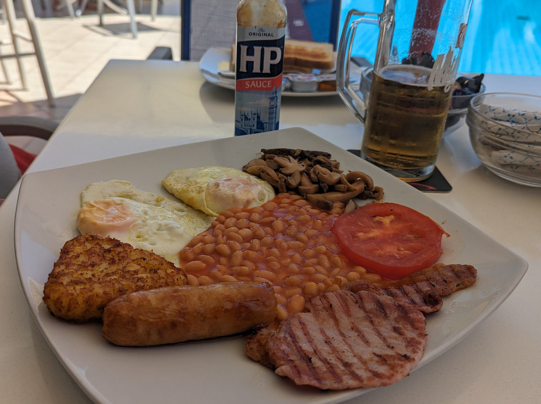 Athena Apartments主图