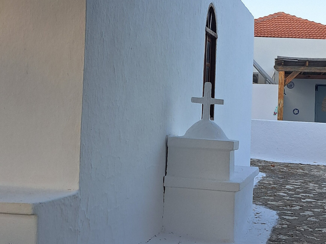 Small Greek Orthodox Church-Chalki必去景点