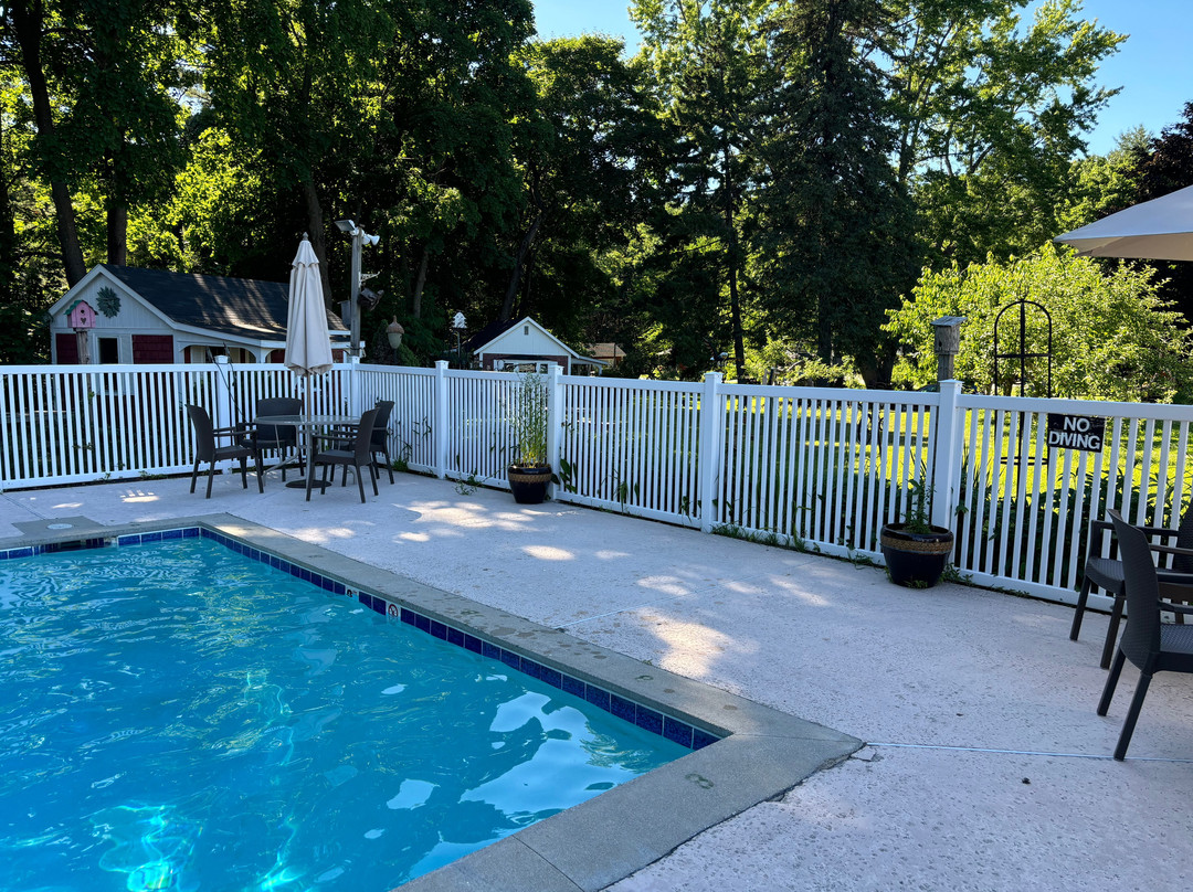 Pride Motel & Cottages主图