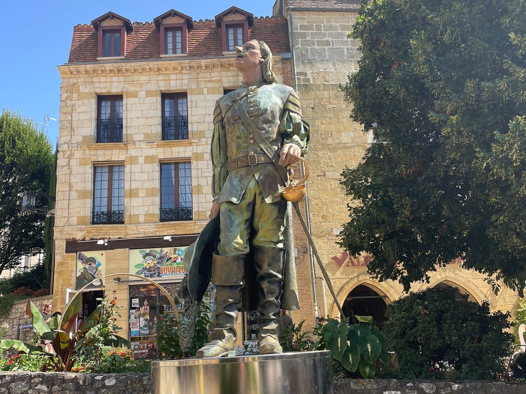 Statue Cyrano de Bergerac景点图片