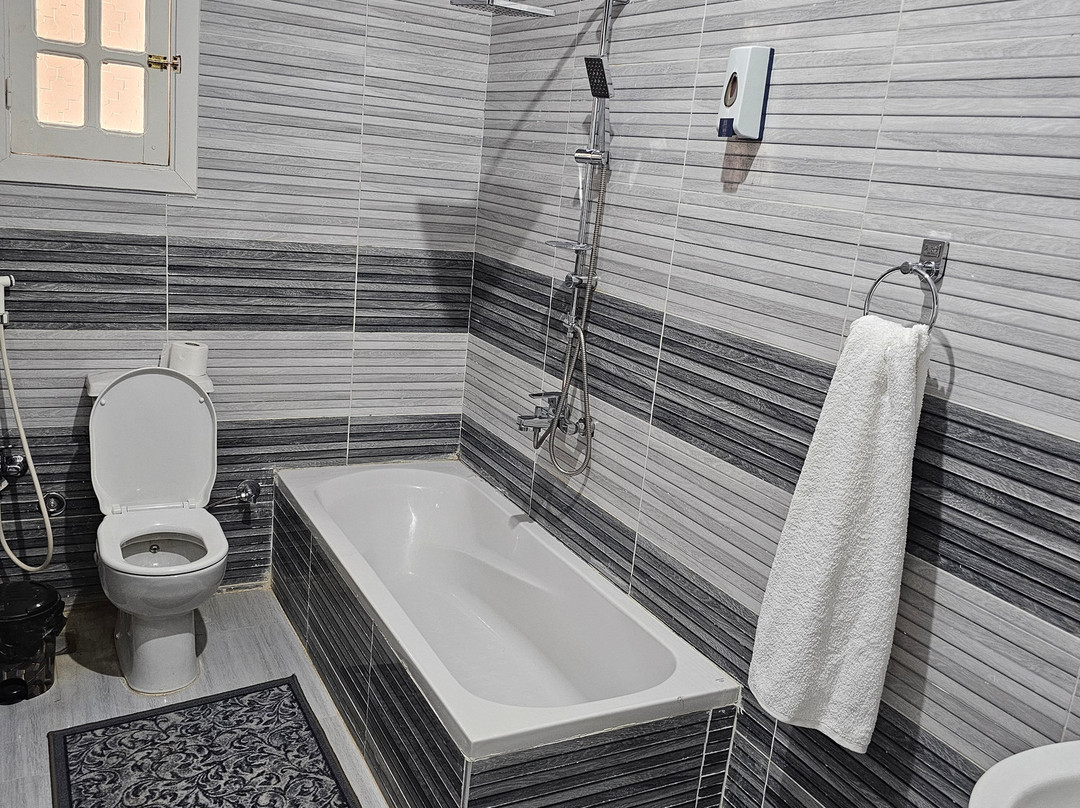 Royal Mountain Hotel主图