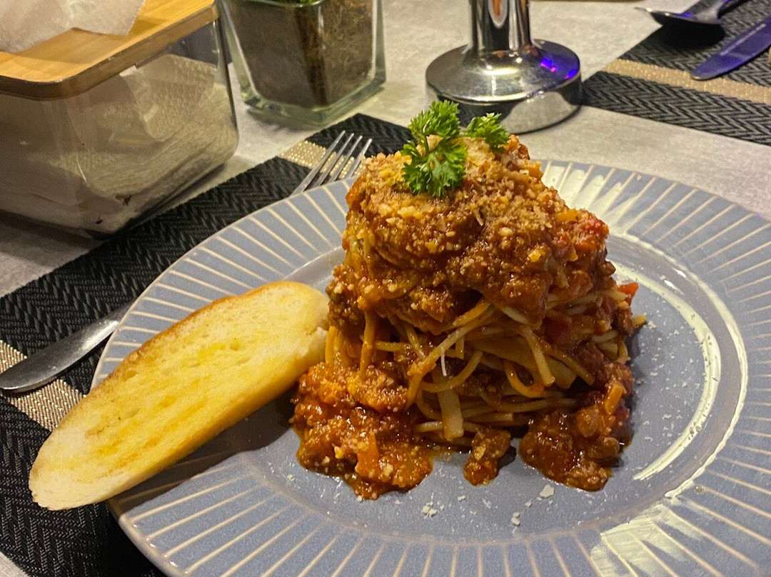 High Tides Bistro