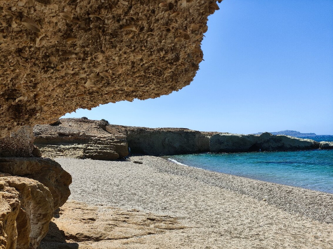 Michaliou Kipos Beach景点图片