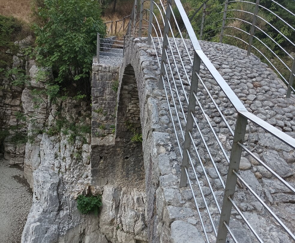 Ponte di Annibale景点图片
