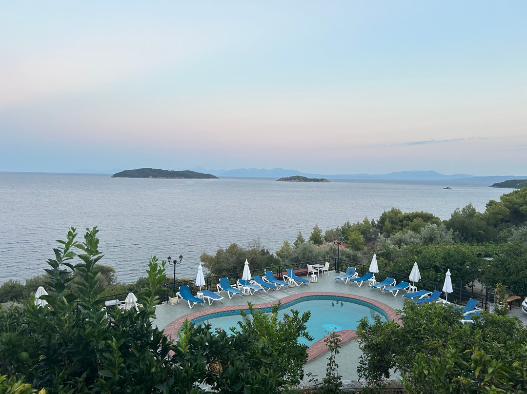 美丽雅别墅酒店主图