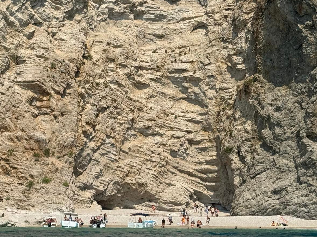 Ninos Boat Rental-Liapades必去景点